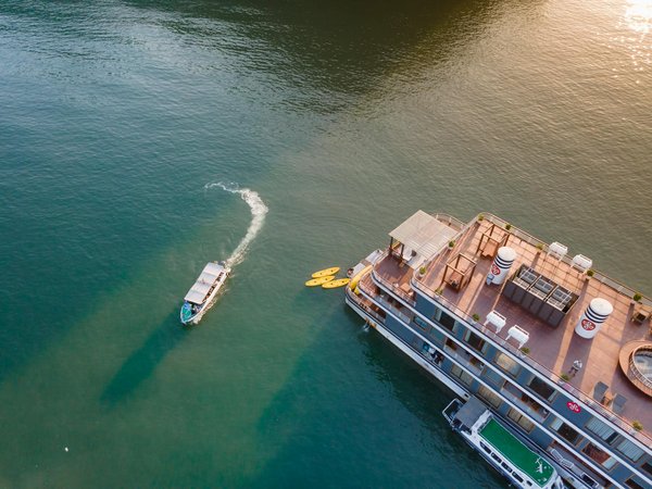 How do you discover UK rentals with historical significance?